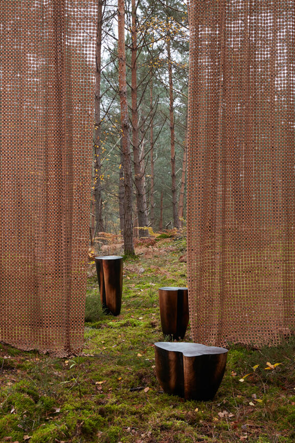 Curtains in Hamac | Sculptures “Duramen” design Jules Lobgeois © Gaëlle Le Boulicaut